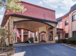 5800 Coach Gate Wynde APT 319, Windy Hills, KY 40207
