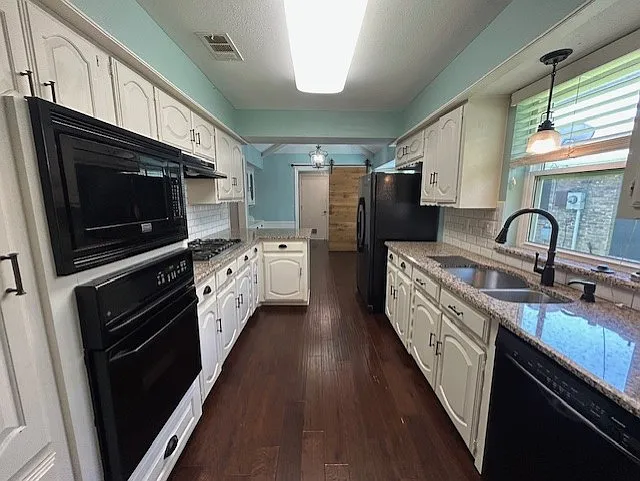 1026 Goldenrod Dr — Photo 4
