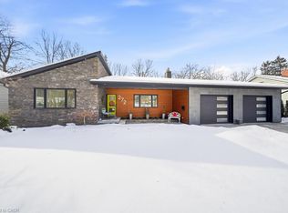 272 Goodram Dr, Burlington, ON L7L2J5