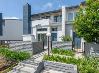 5351 Corteen Pl, Valley Village, CA 91607