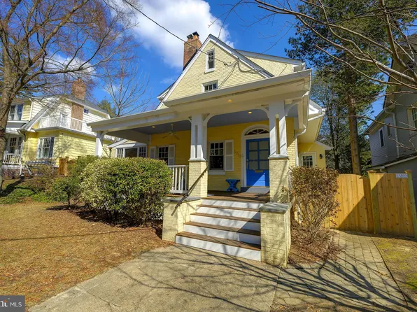 5717 Chevy Chase Pkwy NW, Washington, DC 20015