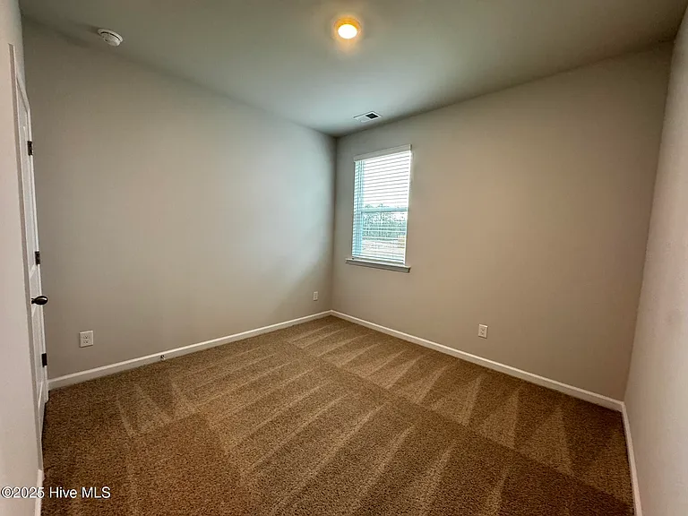 2084 Willowleaf Dr — Photo 4