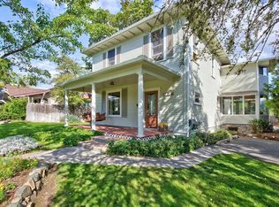 767 NW 4th St, Grants Pass, OR 97526