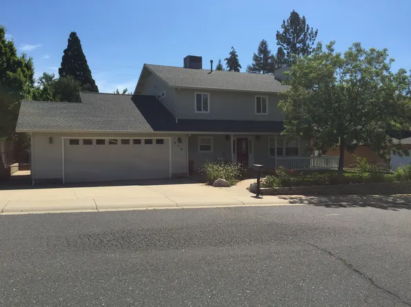 218 Oak Tree Cir, Murphys, CA 95247