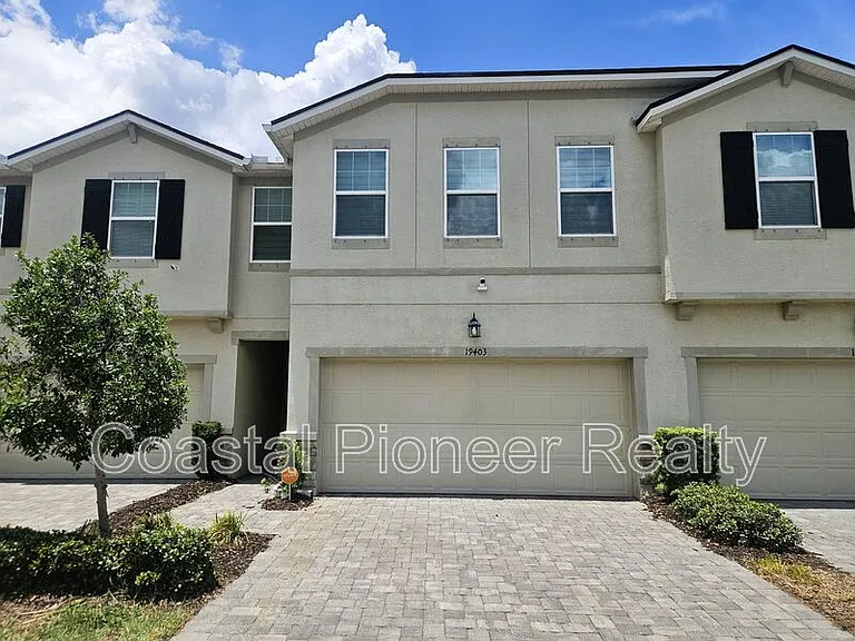 19403 Blue Pond Dr — Photo 1