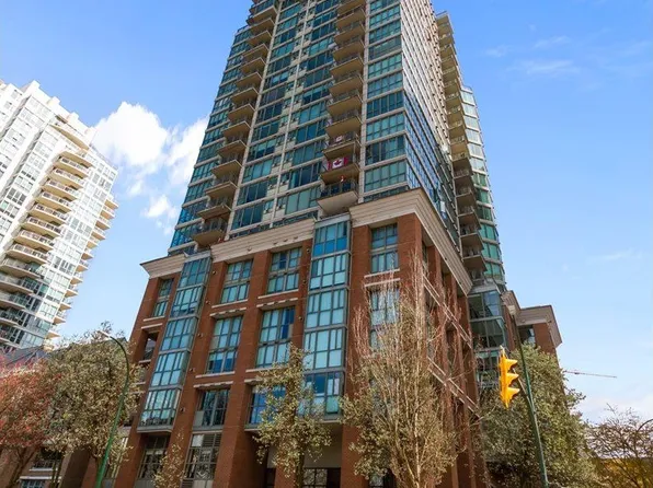 1088 Quebec St #1503, Vancouver, BC V6A 4H2