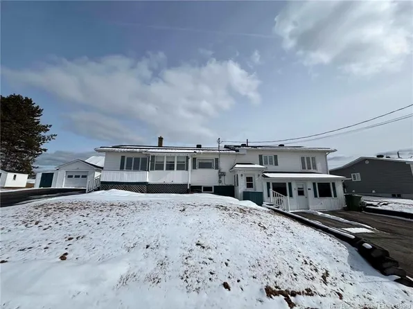 3 A Saint Pierre, Sainte Anne De Madawaska, NB E7E 1L8
