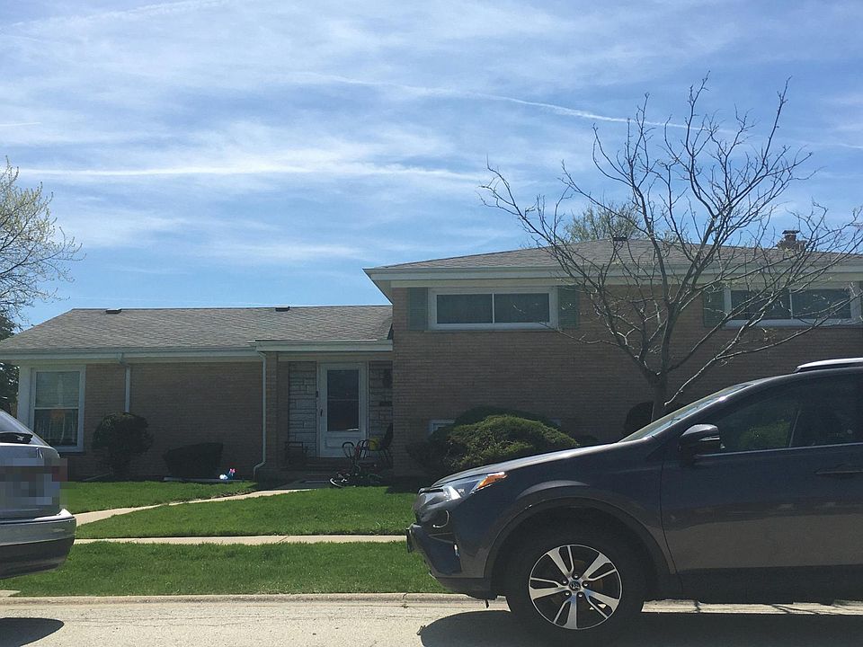 2nd image of 9508 Oliphant Ave