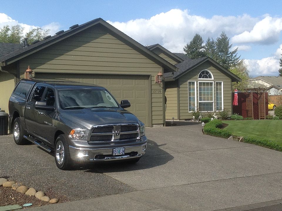 1st image of 13718 NE 83rd Cir