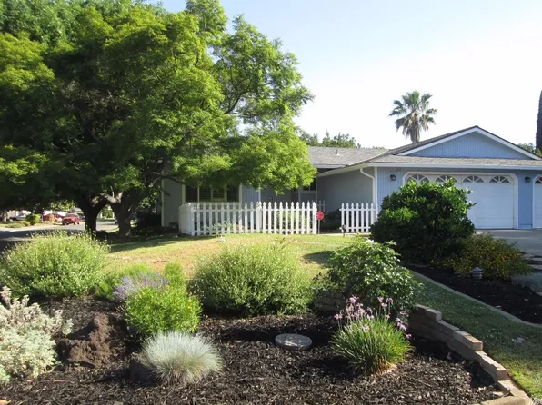8523 Erinbrook Way, Sacramento, CA 95826