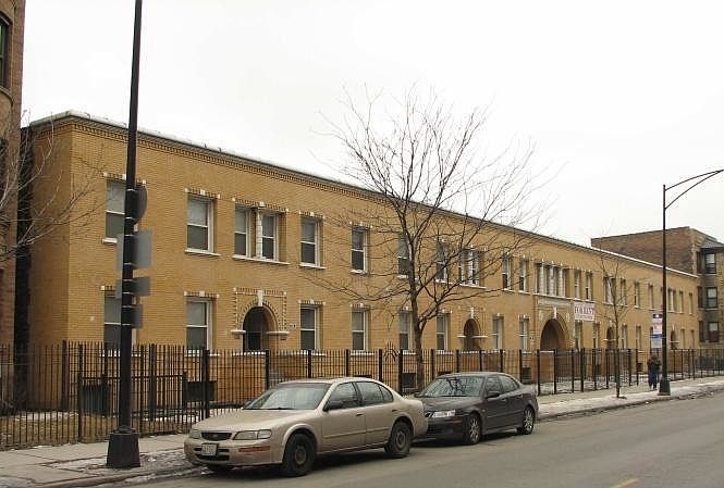 1st image of 6210 S King Dr #2