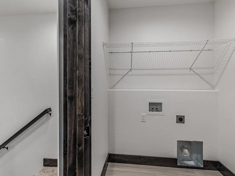 222 E Lobo Loop — Photo 20