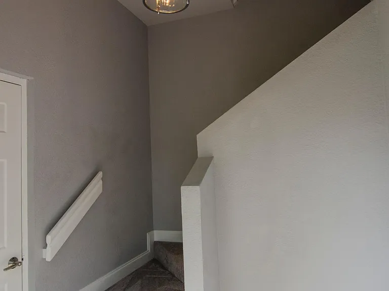 5205 Birmingham Dr #202 — Photo 2