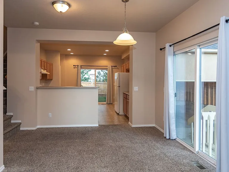 6563 Silverwind Cir — Photo 3