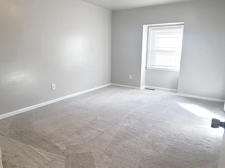 2742 Goolsby Ave — Photo 8