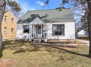 1100 W Silver Spring Dr, Glendale, WI 53209