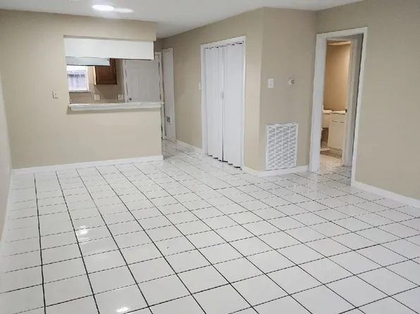 10036 Neuens Rd, Houston, TX 77080