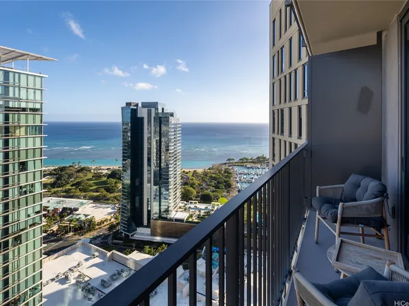987 Queen St #3908, Honolulu, HI 96814
