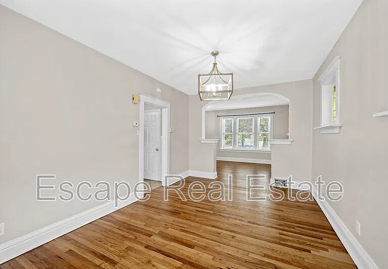 5616 S Kingshighway Blvd — Photo 9