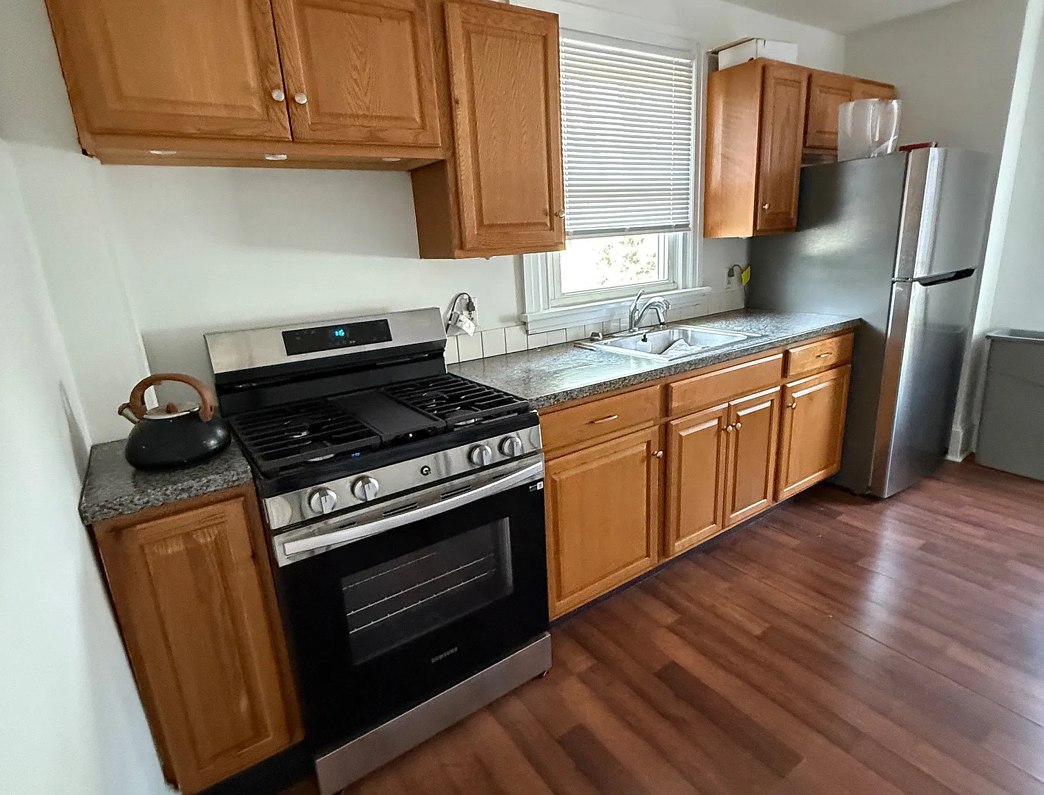 2 bed, $1,950 — Photo 2