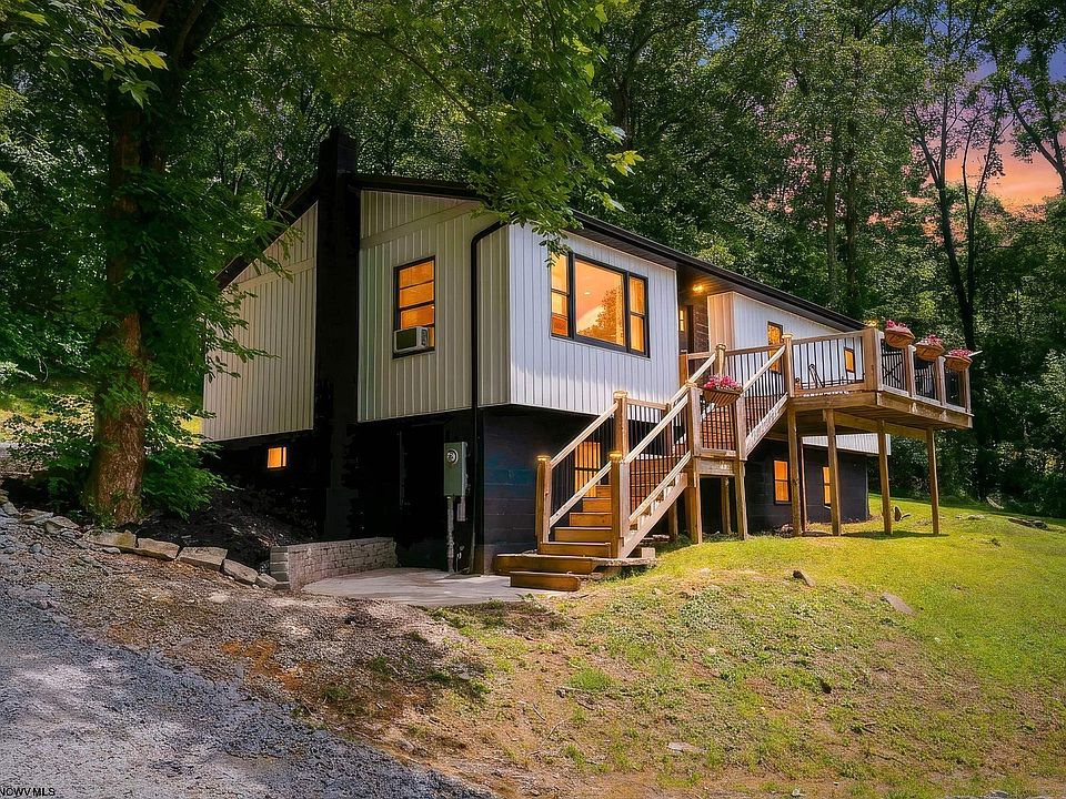 1st image of 3797 River Rd