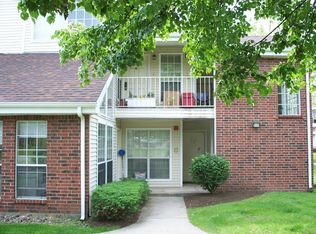 261 Carriage Crossing Ln, Middletown, CT 06457