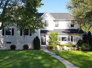 54 Harvard Rd, Scarsdale, NY 10583