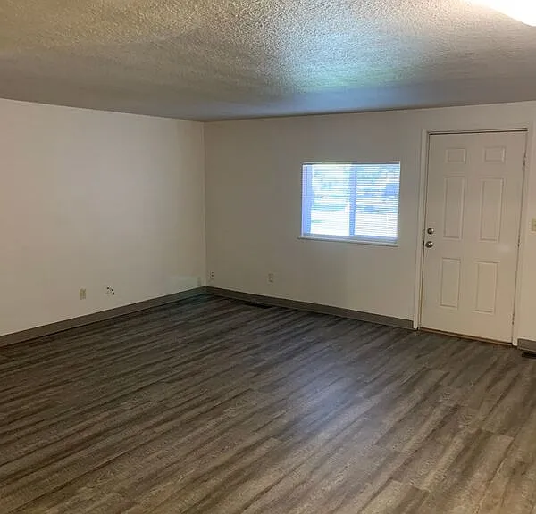 624 W Yakima St #103 — Photo 3