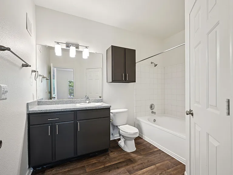 Mission Eagle Pointe — Photo 16