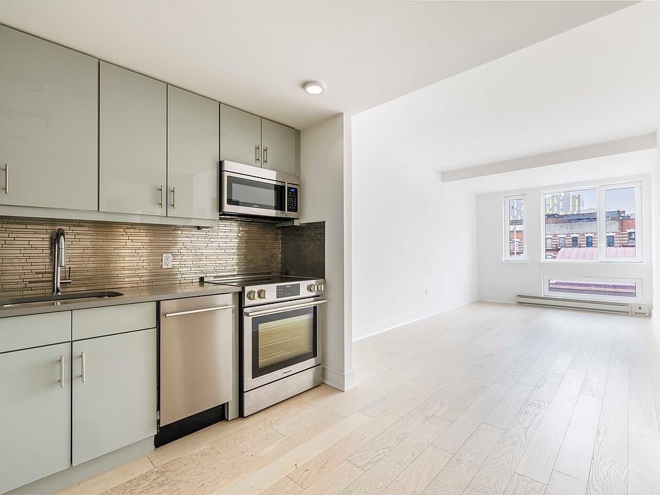 1st image of 531 W 159th St #2D