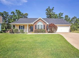 2944 Bakers Mill Rd, Fayetteville, NC 28306