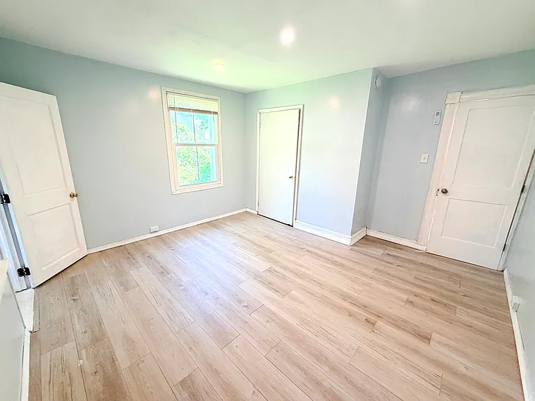 1601 Sexton St — Photo 12