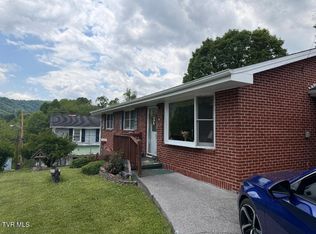 142 Cherry St, Gate City, VA 24251