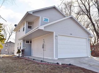 1318 Doblon St, Green Bay, WI 54302