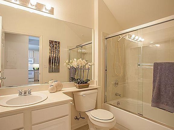 2nd image of 903 Sunrose Ter APT 307