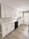 504 E Mason St — Photo 1