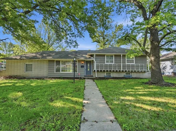 8705 E 83rd Ter, Raytown, MO 64138