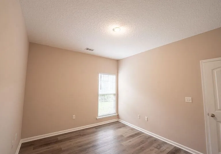 10 Arbors Cir — Photo 46