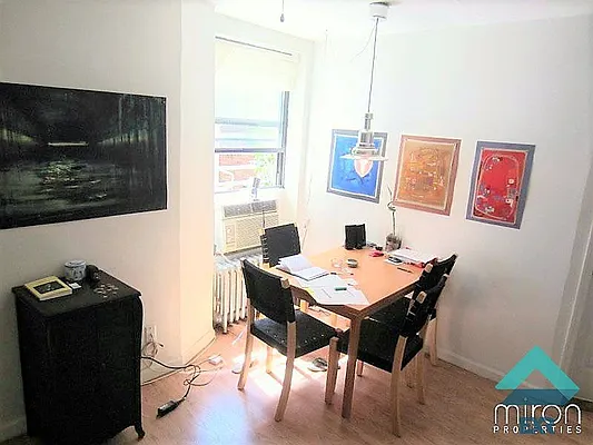Rented by EXR | media 8