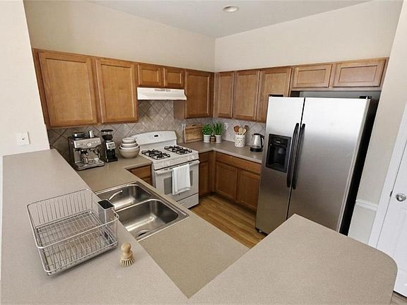 4th image of 776 Arbor Gate Ln