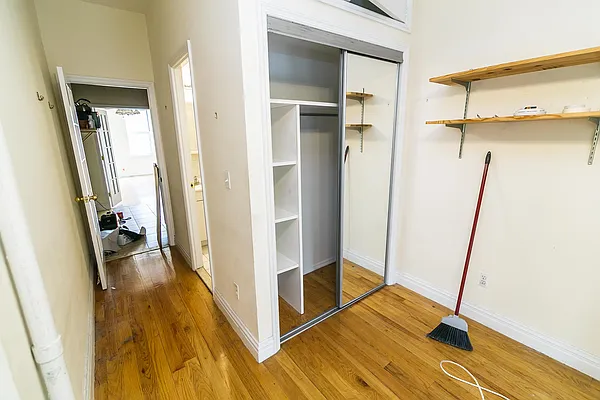 Rented by Nooklyn NYC LLC | media 35