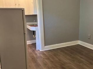 2155 NW Everett St #10, Portland, OR 97210