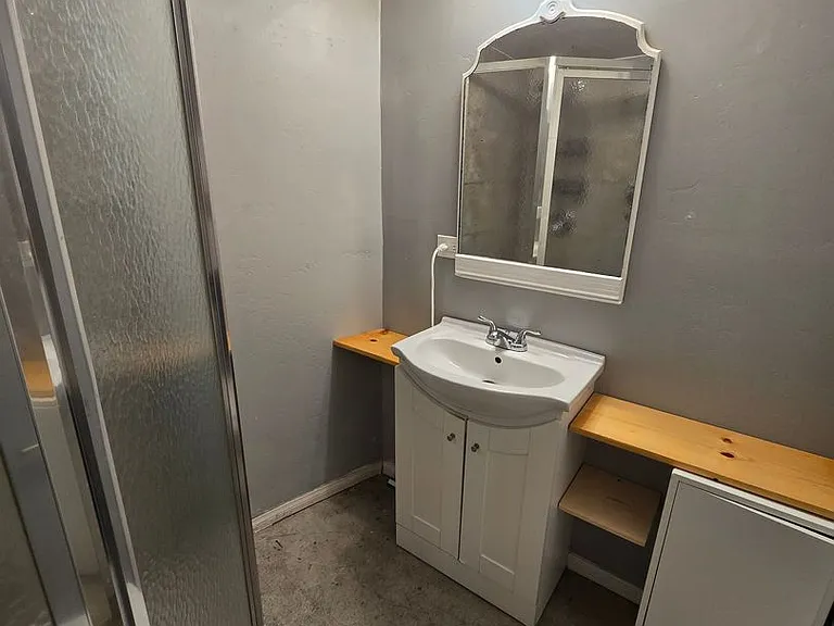 Normal Heights Recessed Studio w/ Solar + Private Gated Yard — Photo 10