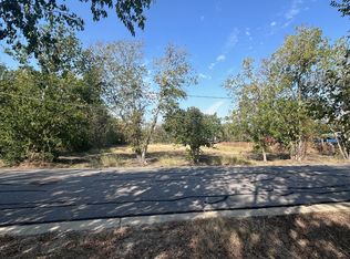 2204 Water St, Bastrop, TX 78602