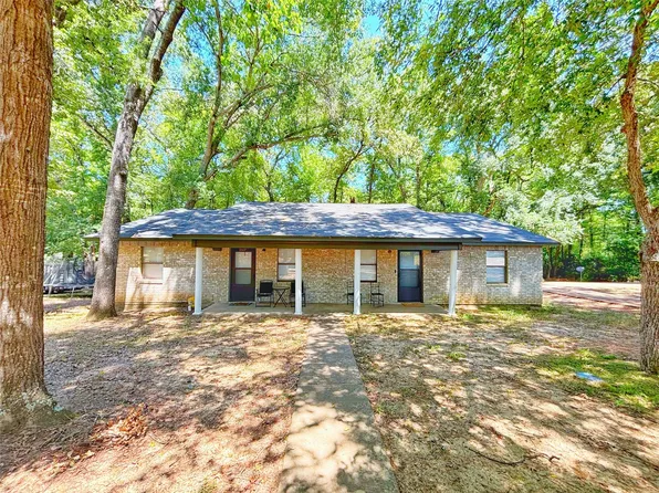 114-116 Woodland Cir, Crockett, TX 75835