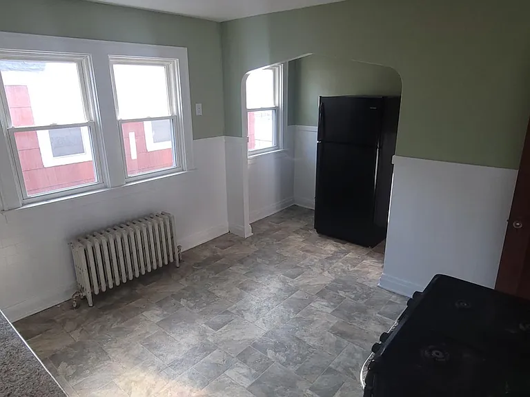 16 Godfrey St #2 — Photo 7