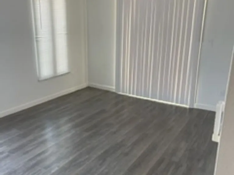 2115 N Garrett Ave — Photo 8