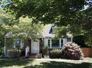 82 Rosemary Dr, North Kingstown, RI 02852