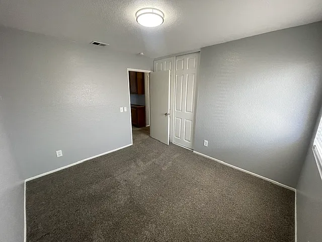 3393 Royal Ridge Rd — Photo 16