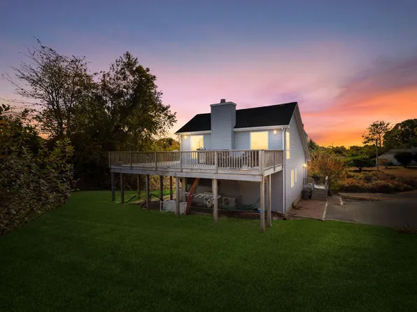 36 S Delrey Rd, Montauk, NY 11954